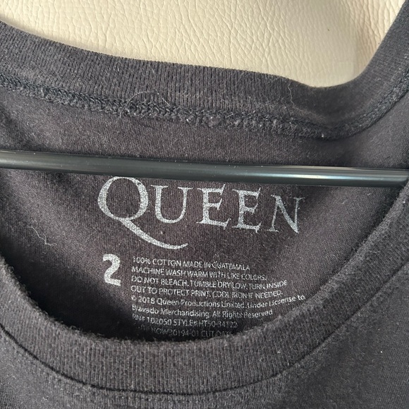 Torrid Queen Tshirt - Picture 2 of 2